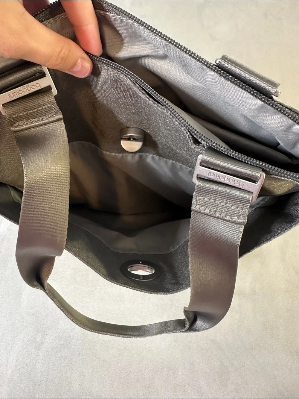 Baggallini Everyday Tote Bag - Minimalist Shoulder tablet/laptop bag